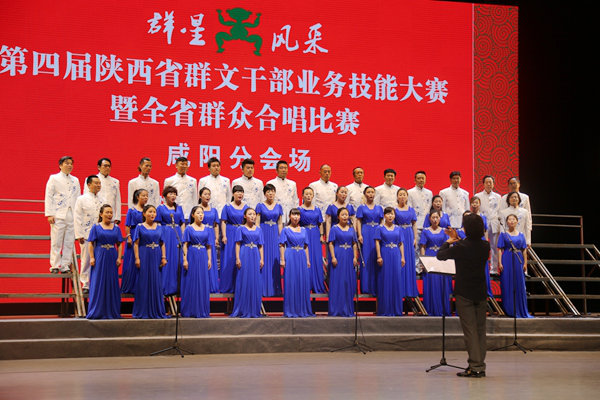 2017��7��12������   �ض����Ļ��ݲμӵ��Ľ�����ʡȺ�ĸɲ�ҵ���ܴ����ϳ�����