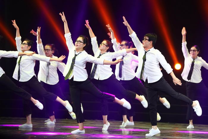 2020109   ҹԭ赸ͷ塷μӵھŽʡȺǽ赸